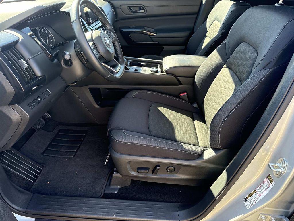 used 2024 Nissan Pathfinder car, priced at $30,997