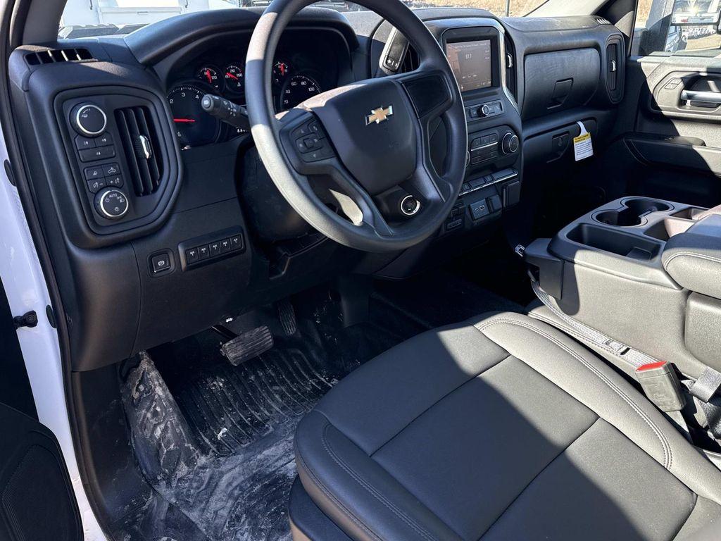 new 2025 Chevrolet Silverado 3500 car, priced at $71,995