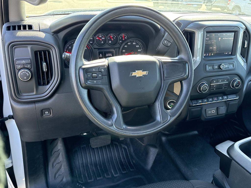 used 2024 Chevrolet Silverado 1500 car, priced at $28,997