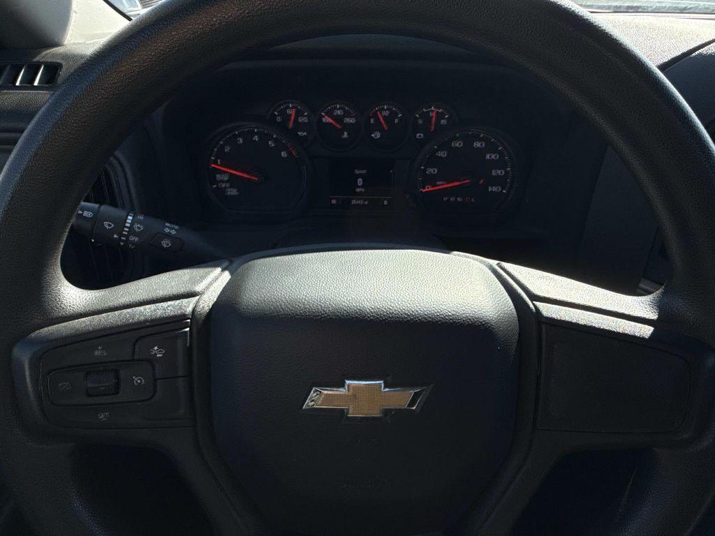 used 2024 Chevrolet Silverado 1500 car, priced at $28,997