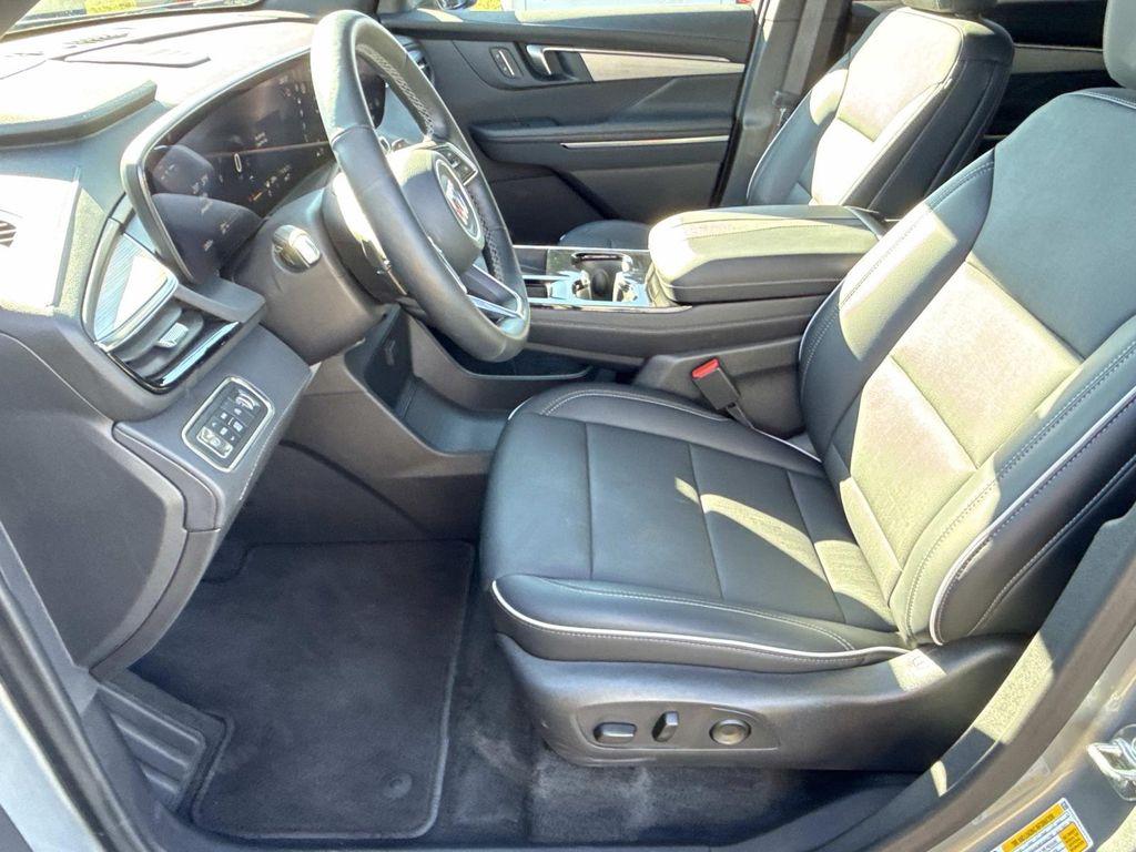 used 2025 Buick Enclave car, priced at $35,997