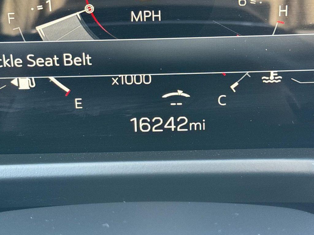 used 2025 GMC Acadia car, priced at $32,997