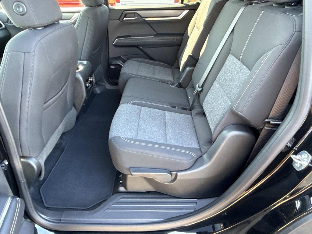 used 2025 GMC Acadia car, priced at $32,997