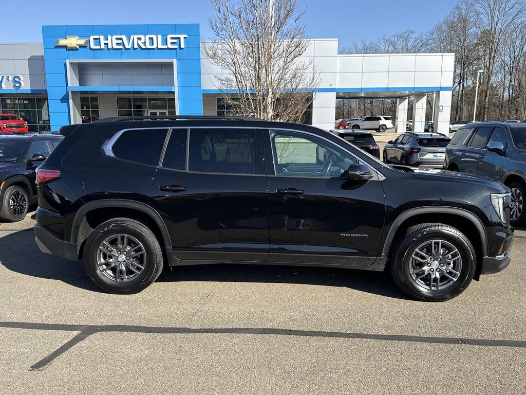 used 2025 GMC Acadia car, priced at $32,997