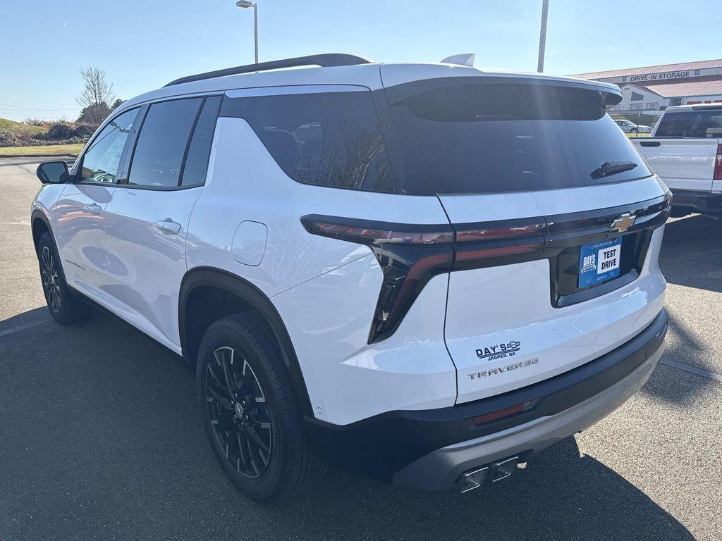 new 2026 Chevrolet Traverse car, priced at $47,895