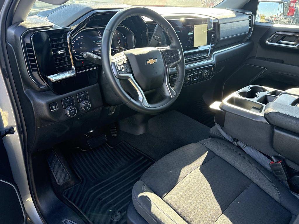 used 2025 Chevrolet Silverado 1500 car, priced at $39,997