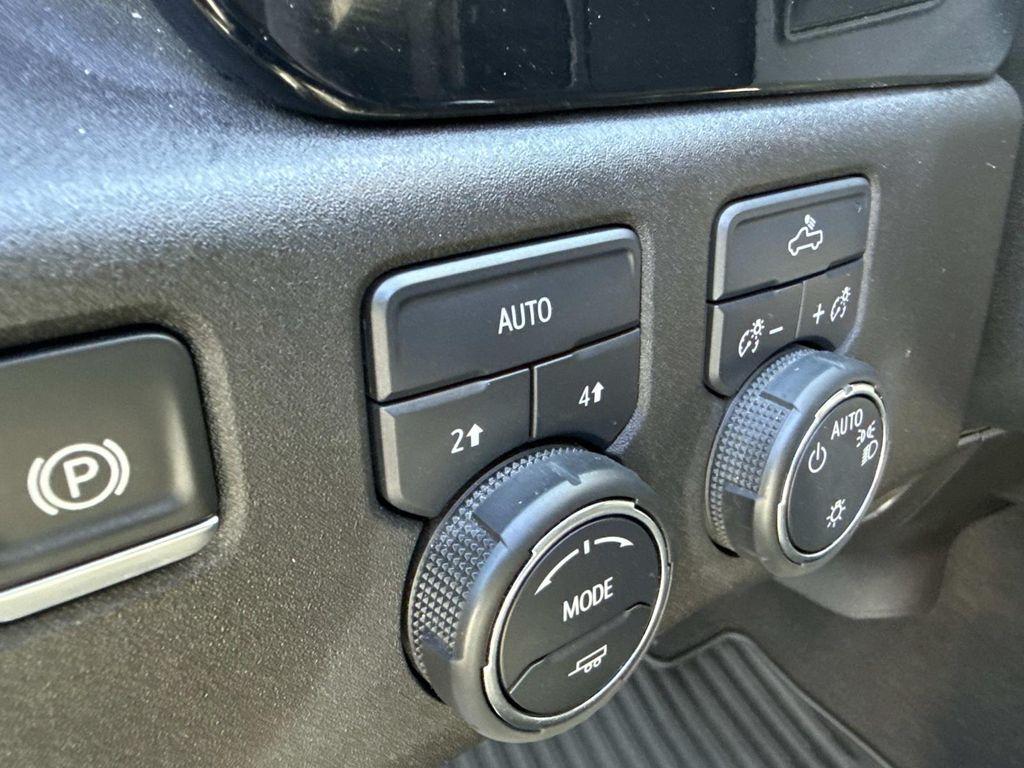 used 2025 Chevrolet Silverado 1500 car, priced at $39,997