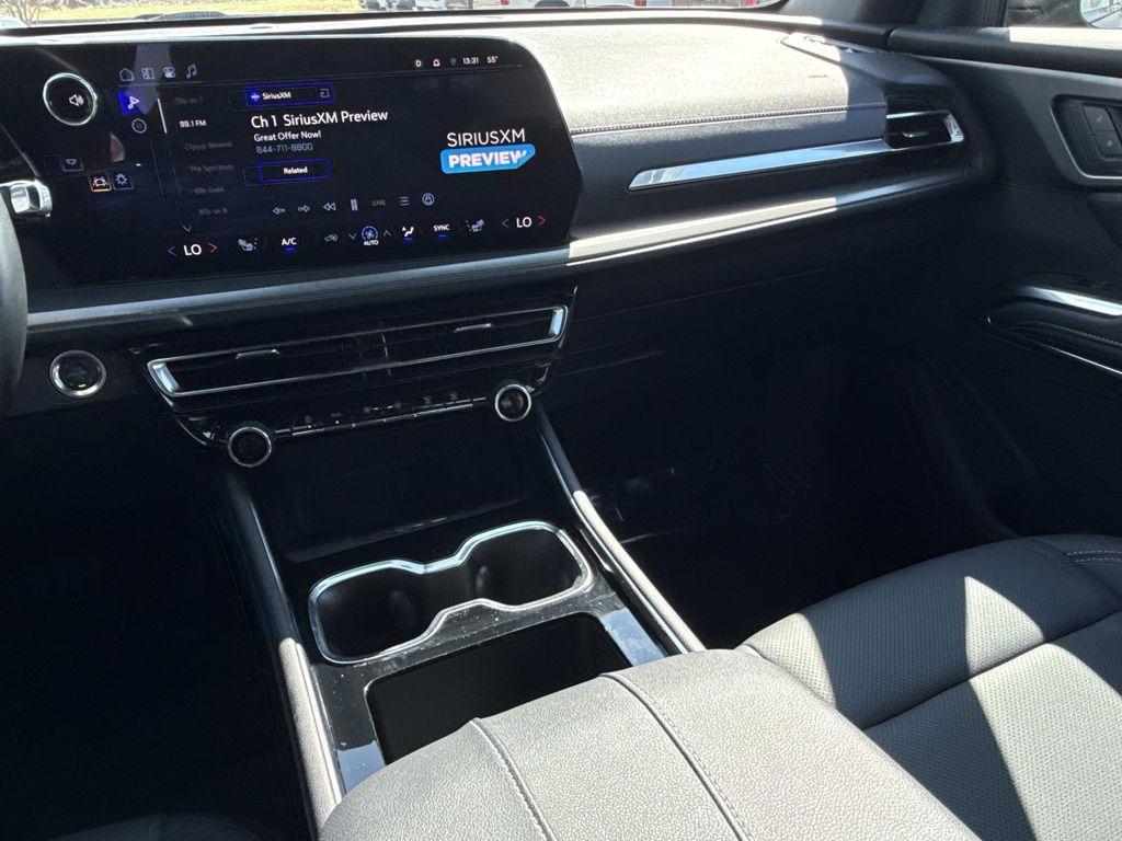 used 2025 Chevrolet Traverse car, priced at $37,497