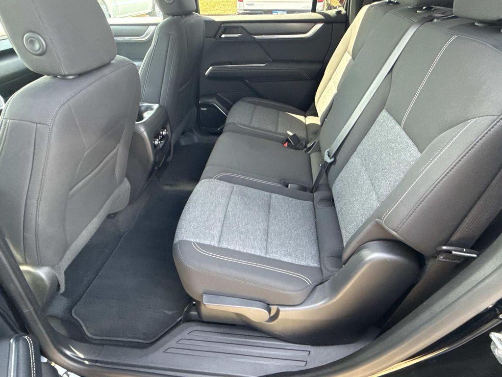 used 2025 GMC Acadia car, priced at $35,297