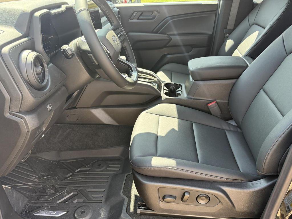 new 2026 Chevrolet Colorado car, priced at $43,900