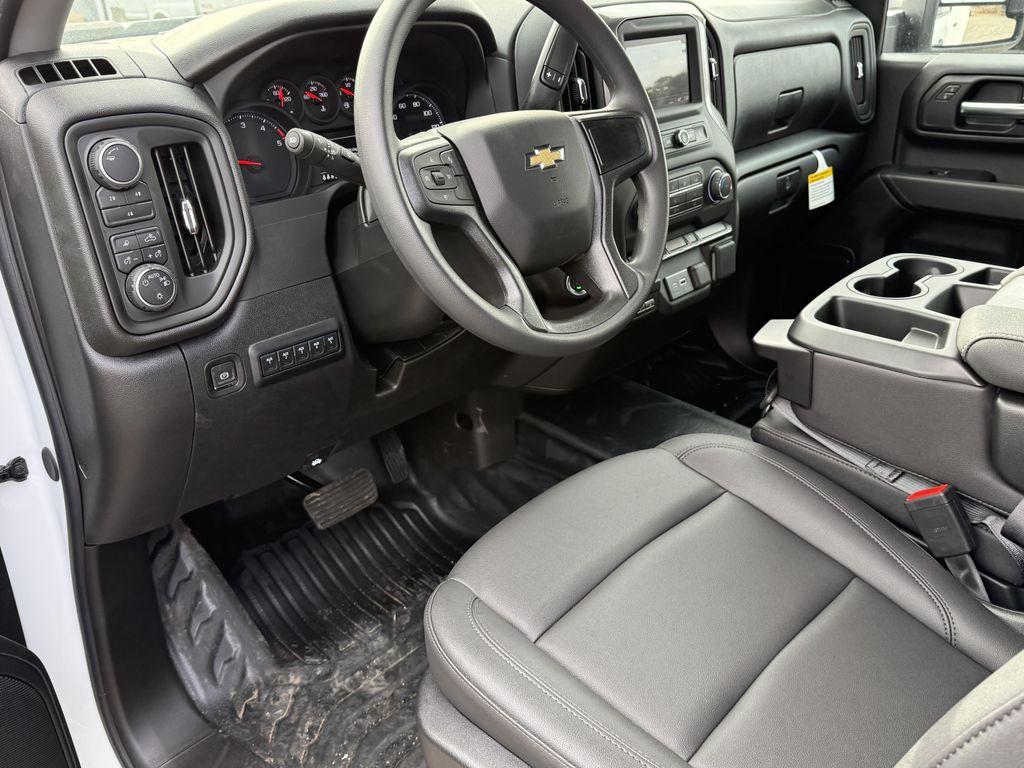 new 2025 Chevrolet Silverado 3500 car, priced at $76,995