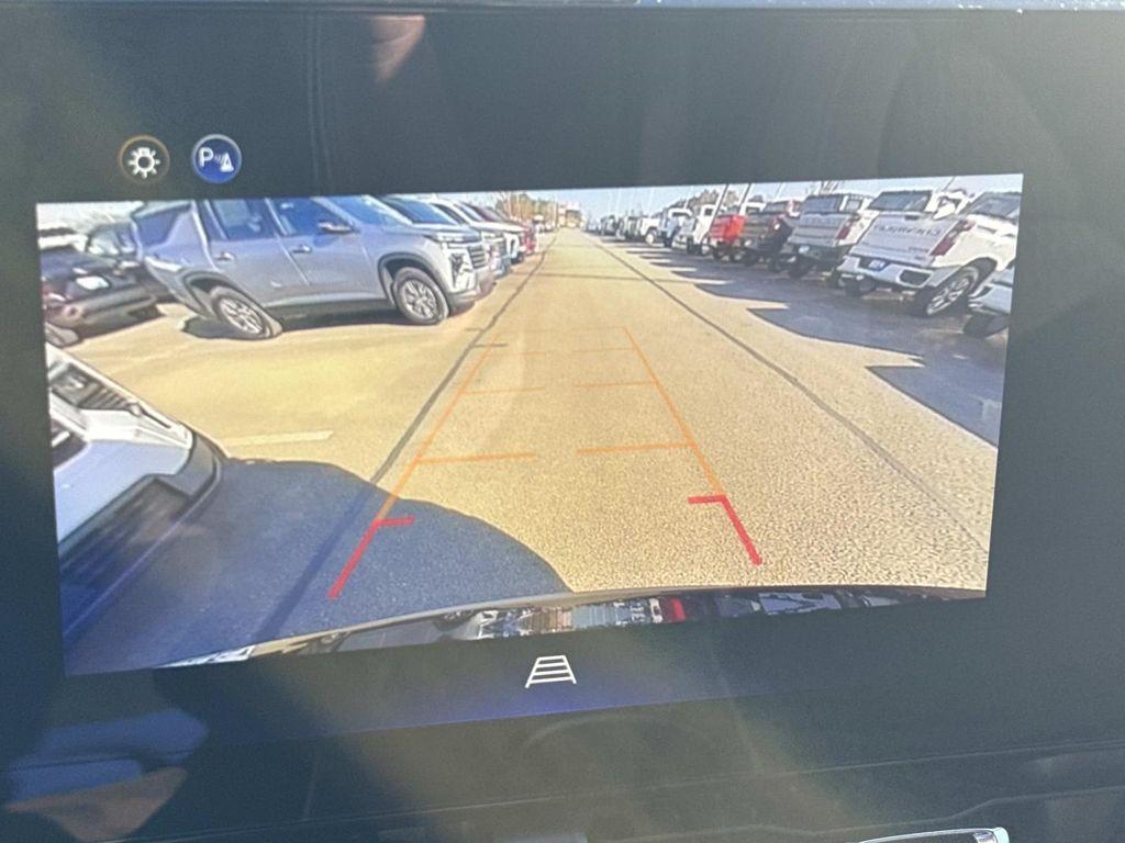 new 2026 Chevrolet Equinox car, priced at $28,900