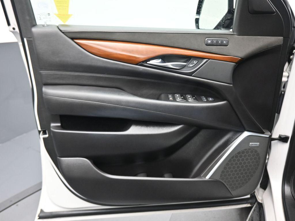 used 2018 Cadillac Escalade car, priced at $38,988