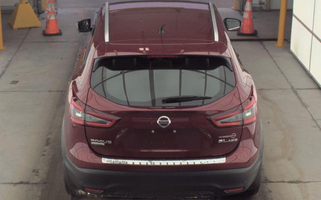 used 2022 Nissan Rogue Sport car