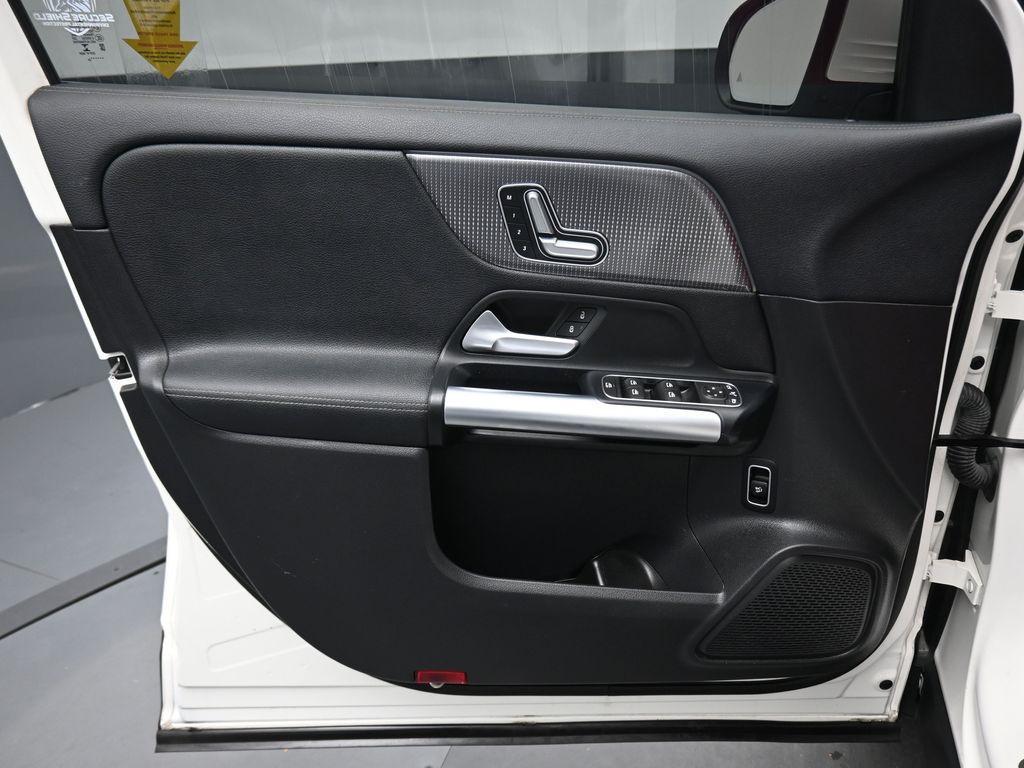 used 2021 Mercedes-Benz GLA 250 car, priced at $18,998