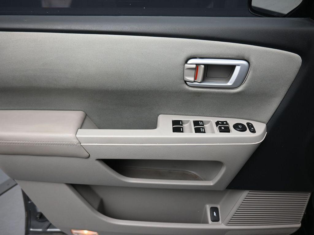 used 2012 Honda Pilot car, priced at $6,999