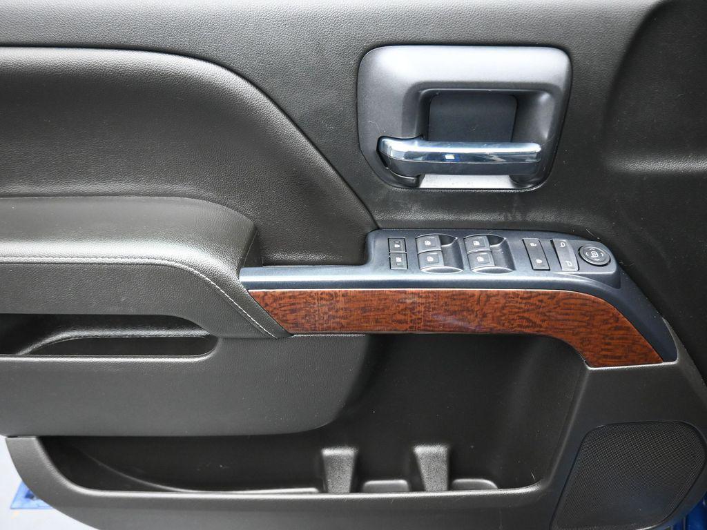 used 2018 GMC Sierra 1500 car, priced at $25,998