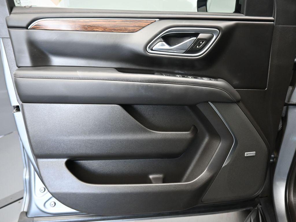 used 2021 Chevrolet Suburban car, priced at $43,987