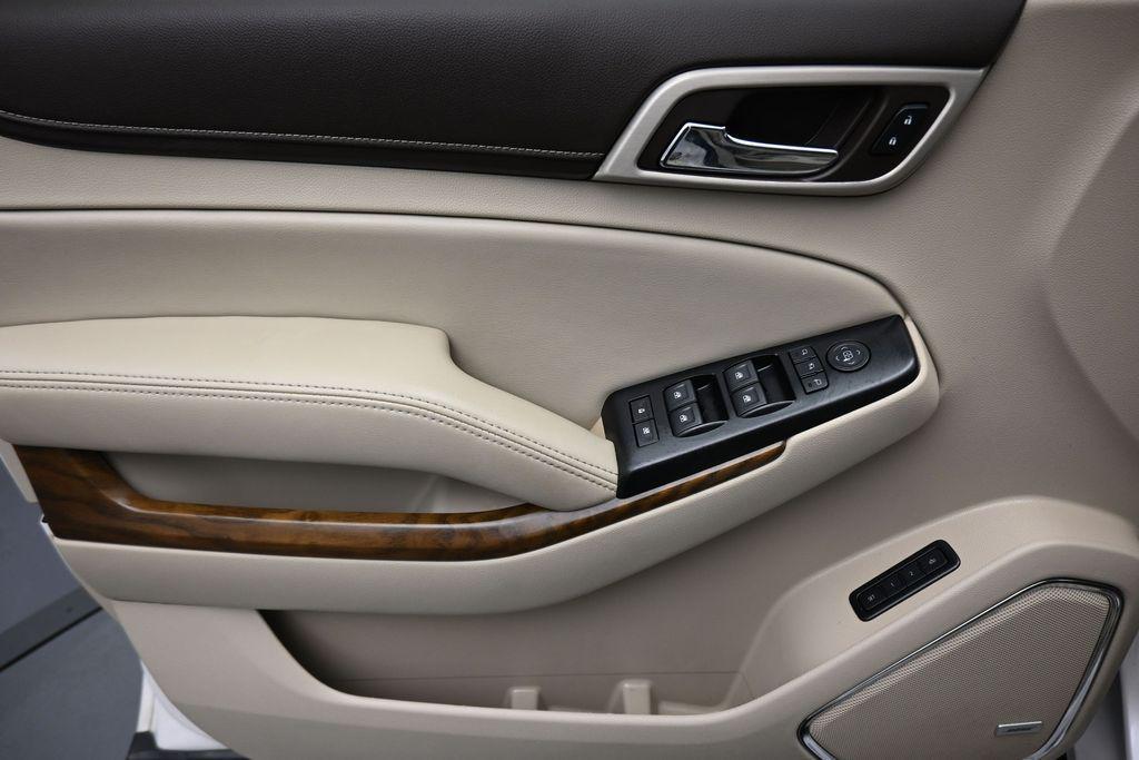 used 2019 GMC Yukon XL car, priced at $38,888