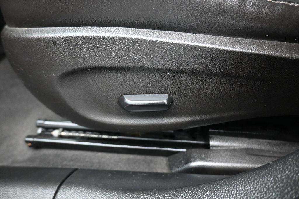 used 2015 Chevrolet Cruze car, priced at $5,988
