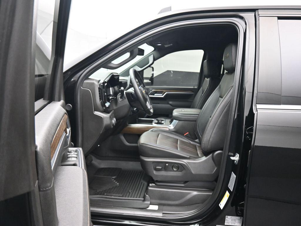 used 2025 Chevrolet Silverado 2500 car, priced at $74,988