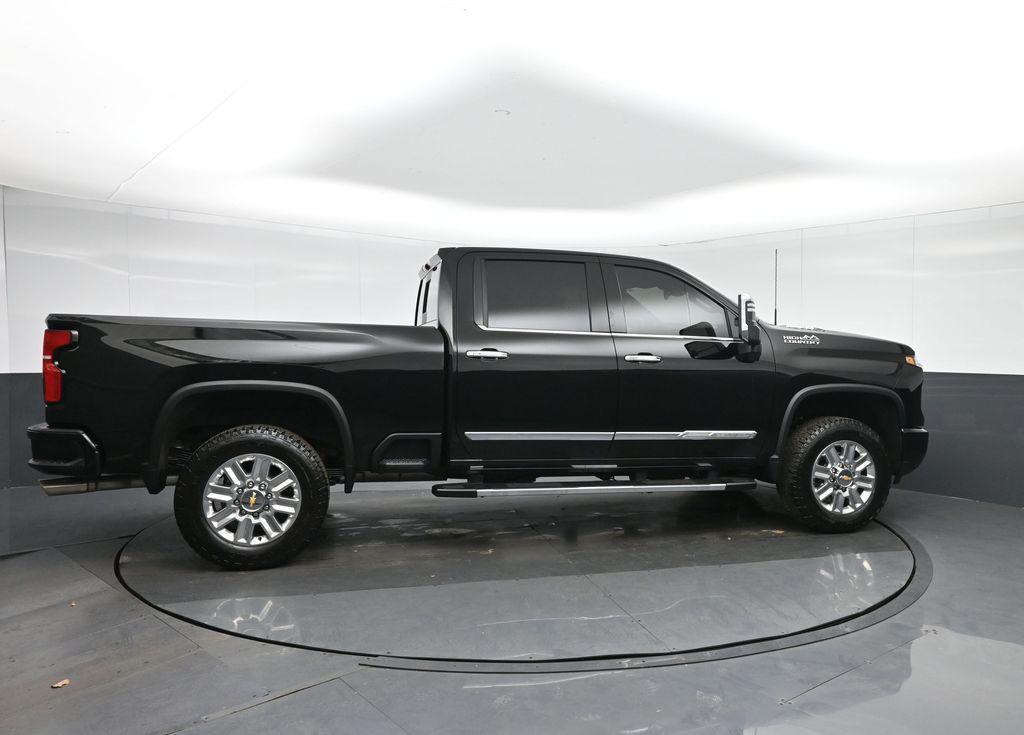 used 2025 Chevrolet Silverado 2500 car, priced at $74,988