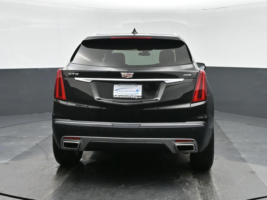 used 2025 Cadillac XT5 car, priced at $41,999