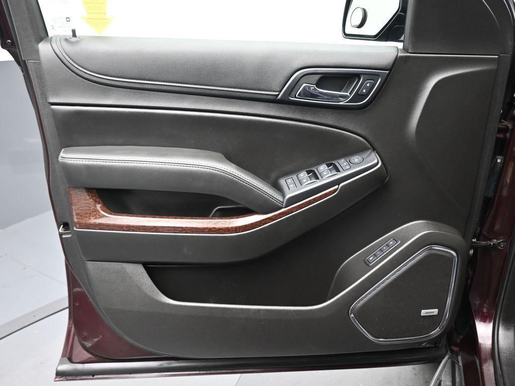 used 2017 GMC Yukon car, priced at $26,599