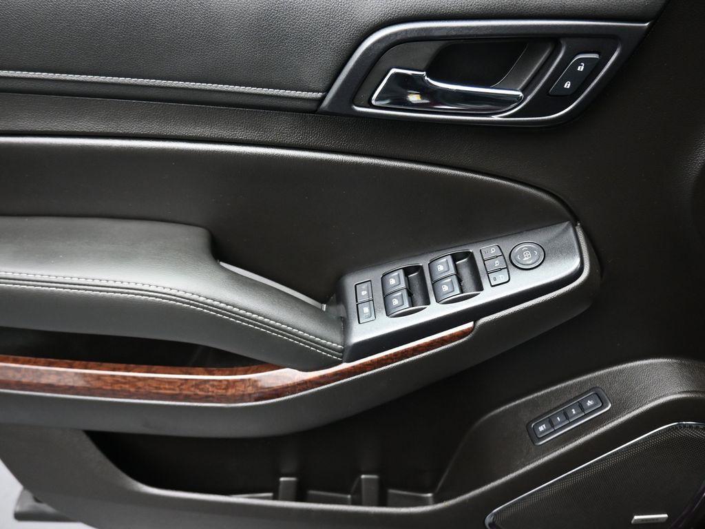 used 2017 GMC Yukon car, priced at $26,599