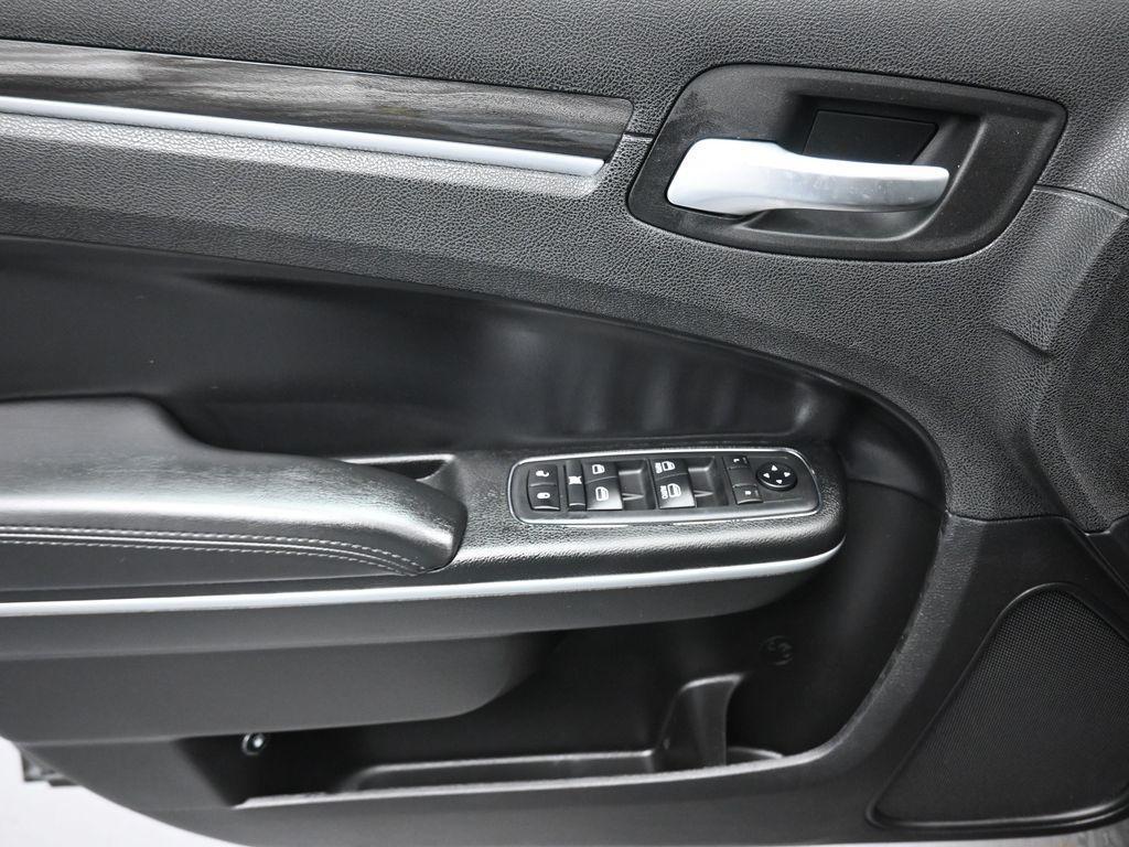 used 2019 Chrysler 300 car, priced at $19,998