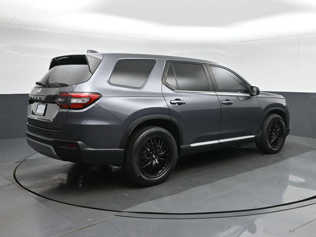 used 2023 Honda Pilot car, priced at $38,999