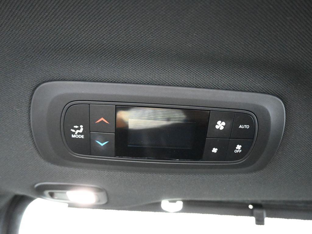 2020 Granite Crystal Metallic Clearcoat Chrysler Pacifica