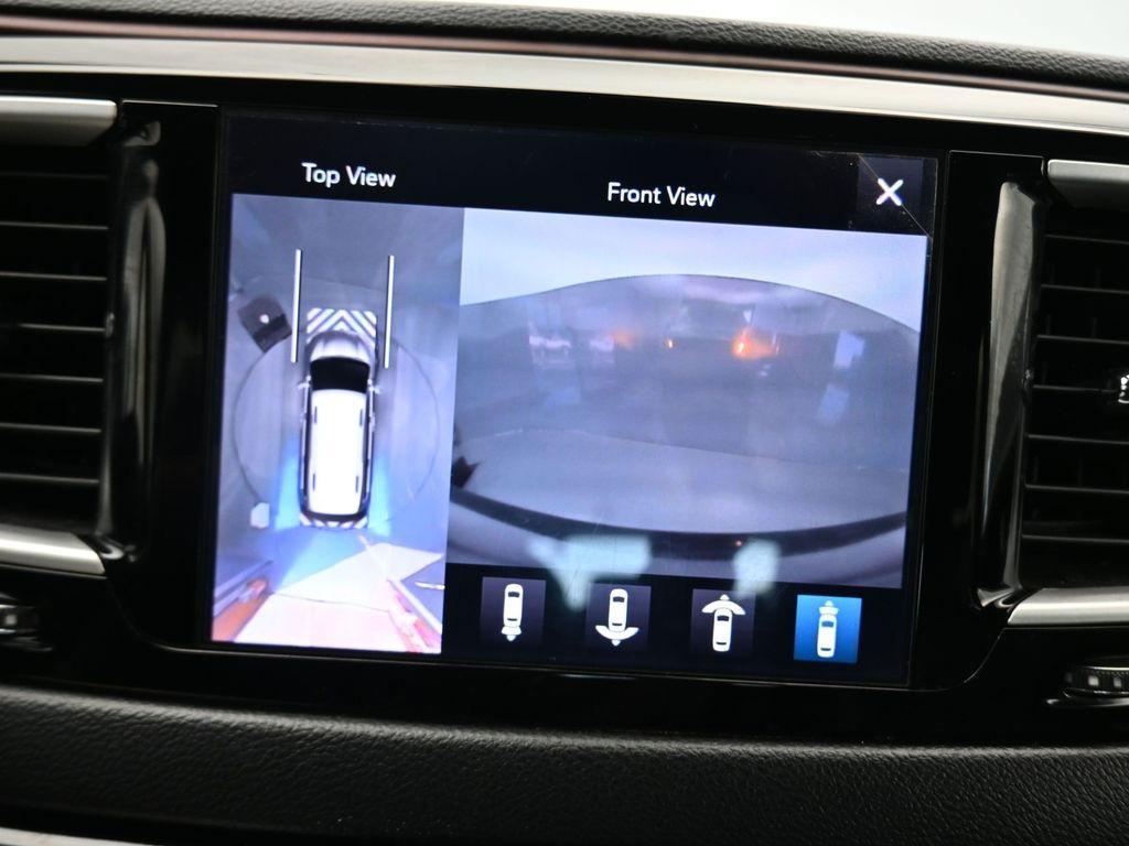 2020 Granite Crystal Metallic Clearcoat Chrysler Pacifica