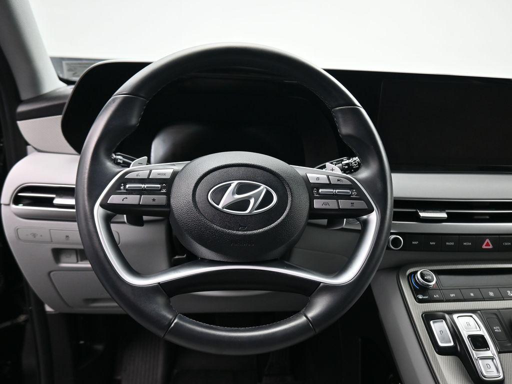 used 2024 Hyundai Palisade car, priced at $35,999