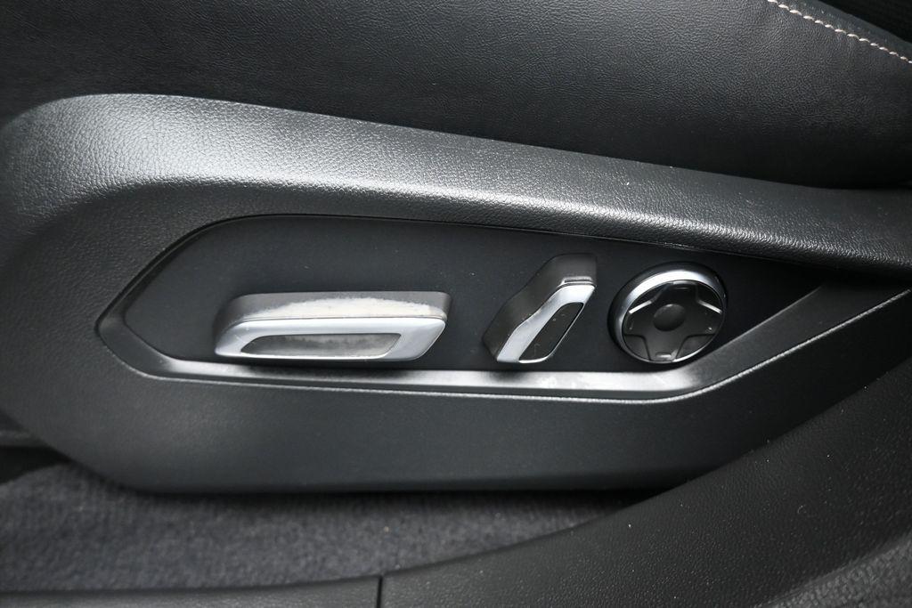 used 2022 Acura RDX car, priced at $34,968