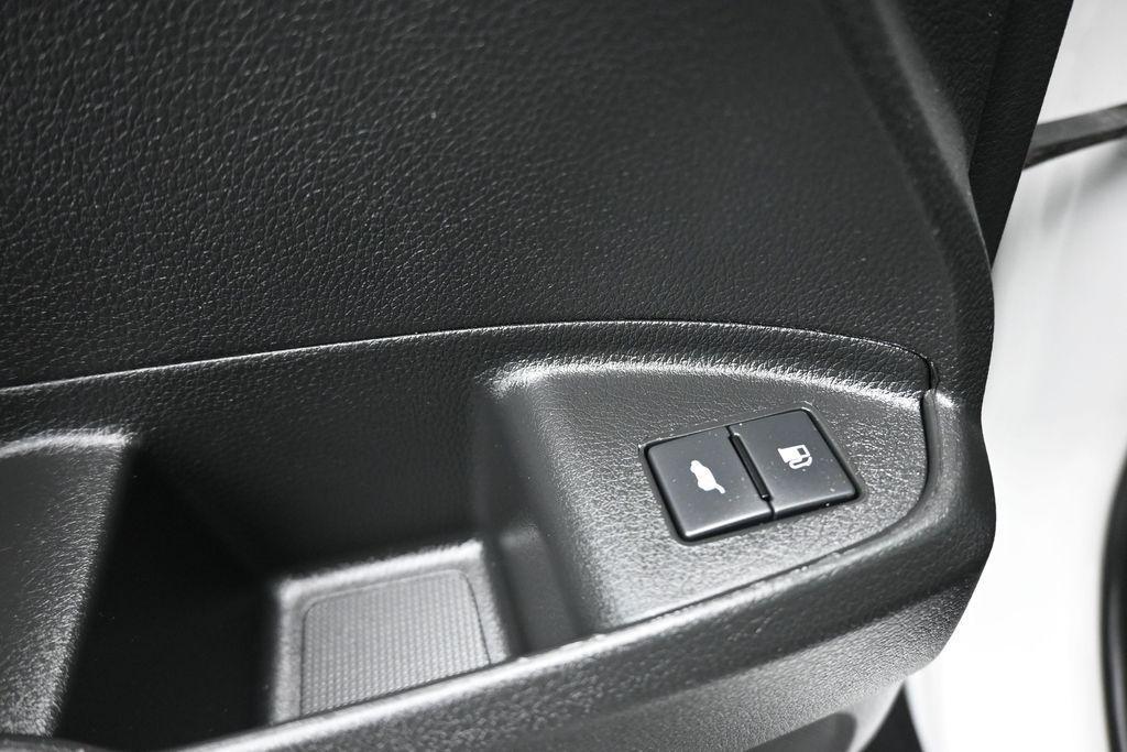 used 2022 Honda Pilot car, priced at $35,499