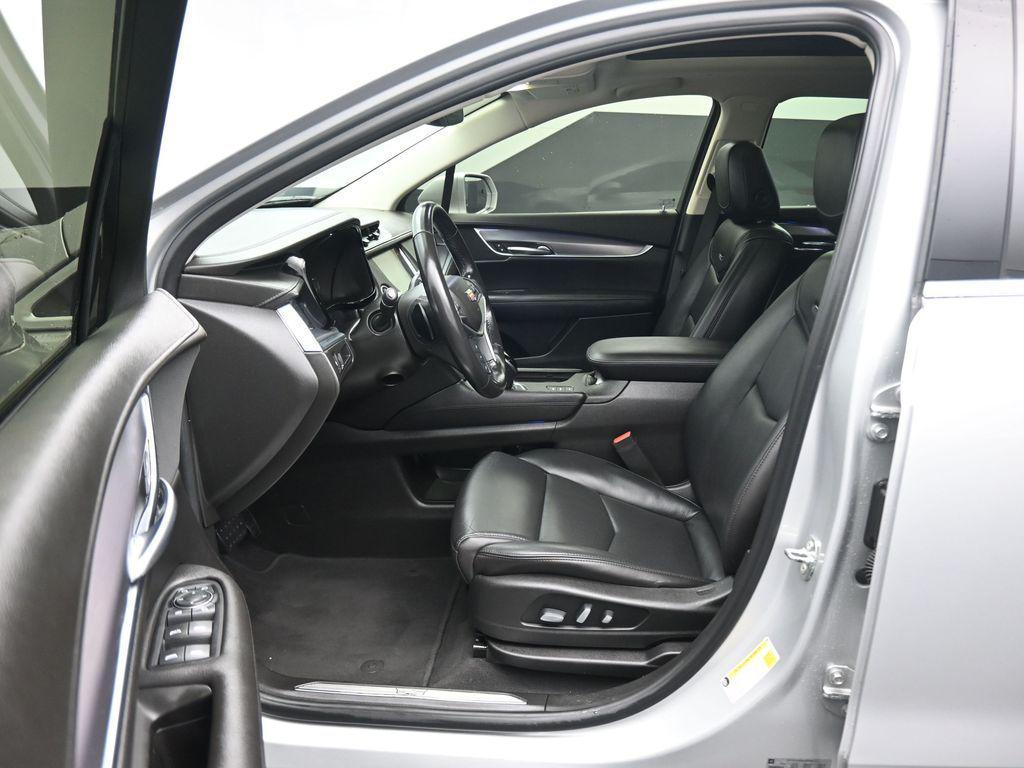 used 2019 Cadillac XT5 car, priced at $25,988