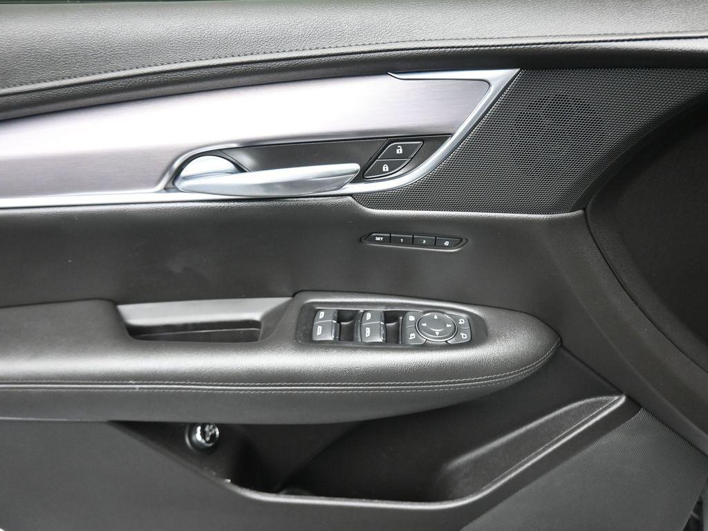 used 2019 Cadillac XT5 car, priced at $25,988