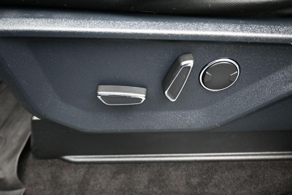 used 2021 Ford F-150 car, priced at $32,988