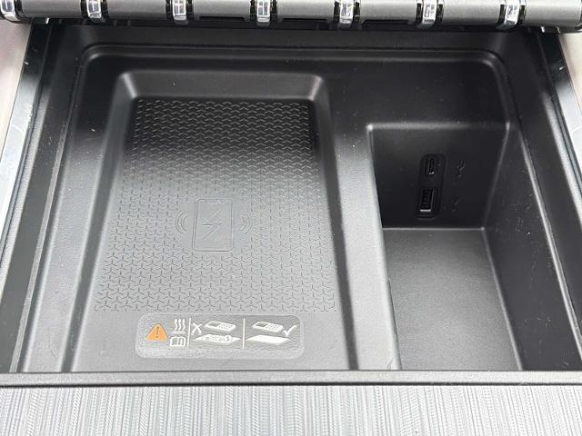 new 2026 GMC Acadia car, priced at $49,625