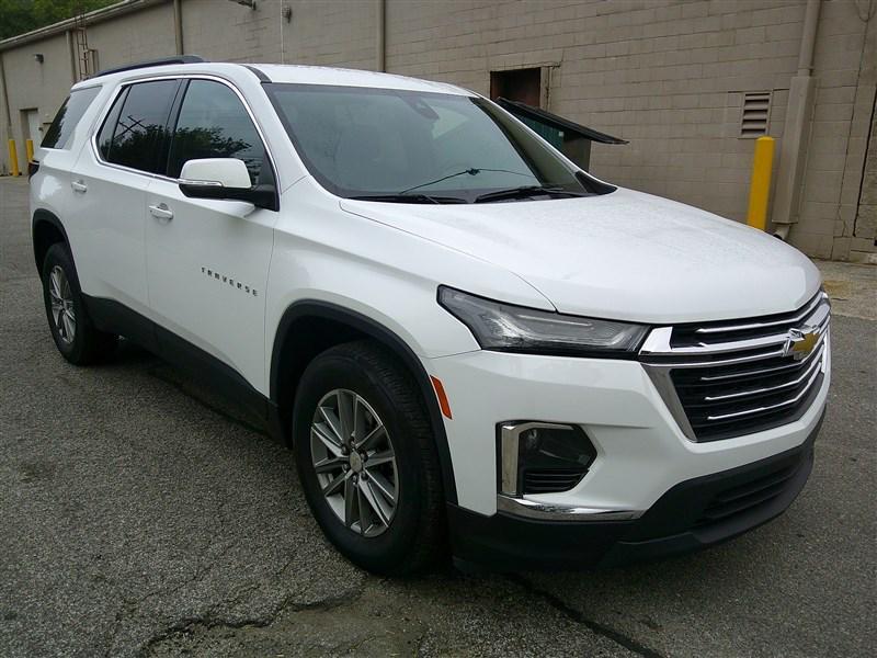 used 2023 Chevrolet Traverse car, priced at $29,980