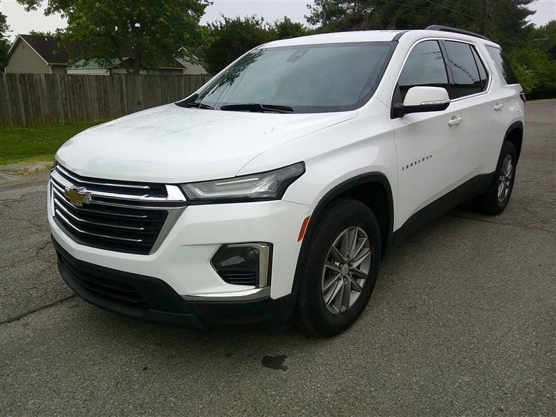 used 2023 Chevrolet Traverse car, priced at $29,980