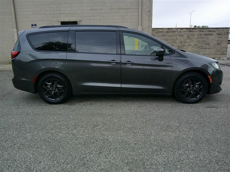 used 2018 Chrysler Pacifica car, priced at $15,980