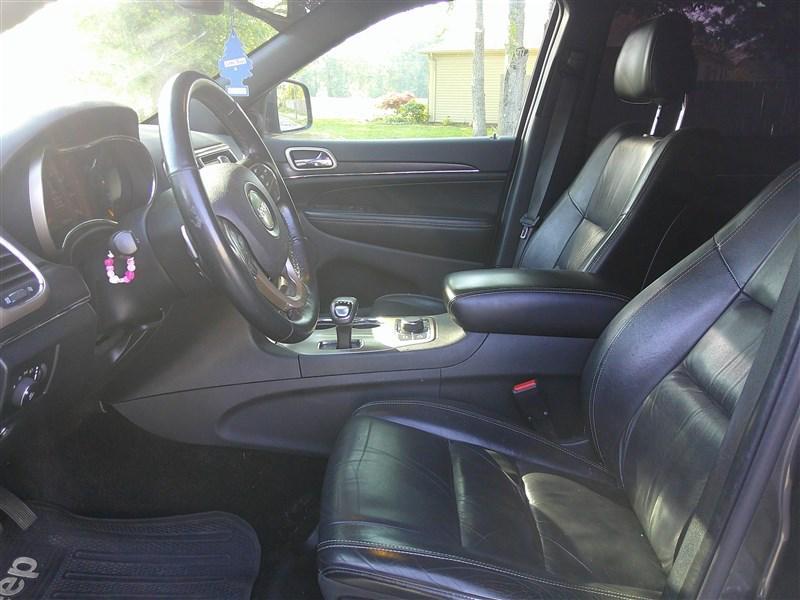 used 2015 Jeep Grand Cherokee car, priced at $10,980
