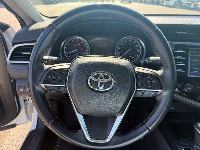 2018 Super White Toyota Camry