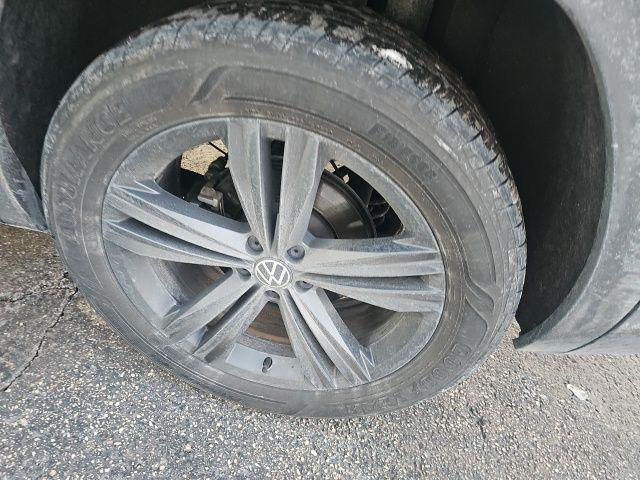 used 2021 Volkswagen Atlas car, priced at $22,495