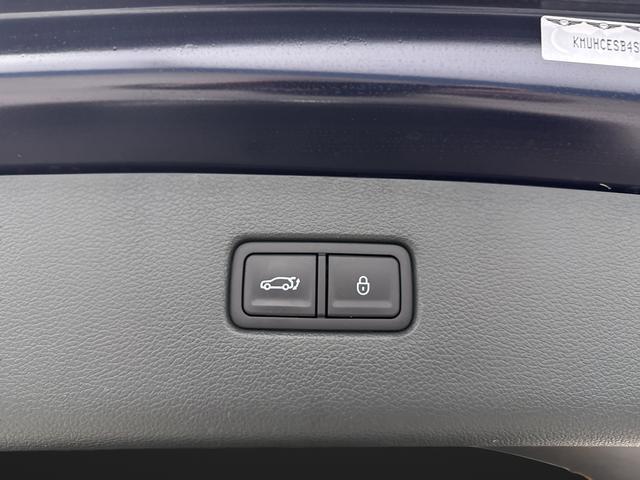 used 2025 Genesis GV80 car, priced at $59,195