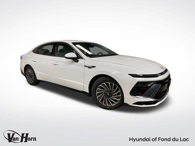 new 2025 Hyundai Sonata Hybrid car, priced at $30,987
