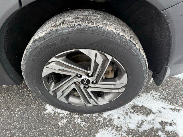 used 2022 Hyundai Santa Fe car, priced at $20,198