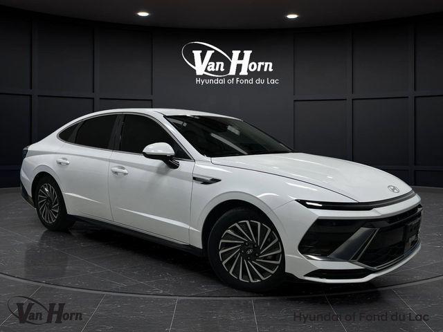 used 2024 Hyundai Sonata Hybrid car, priced at $19,695